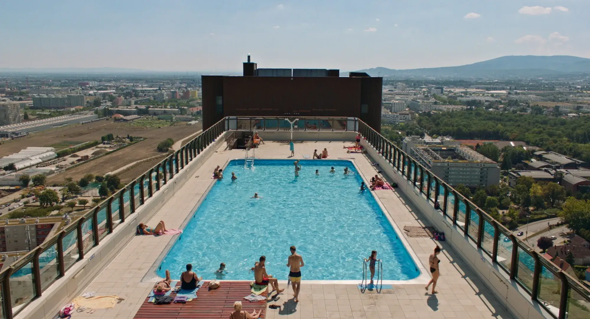 Vue du Wohnpark Alterlaa dans le documentaire 27 Storeys