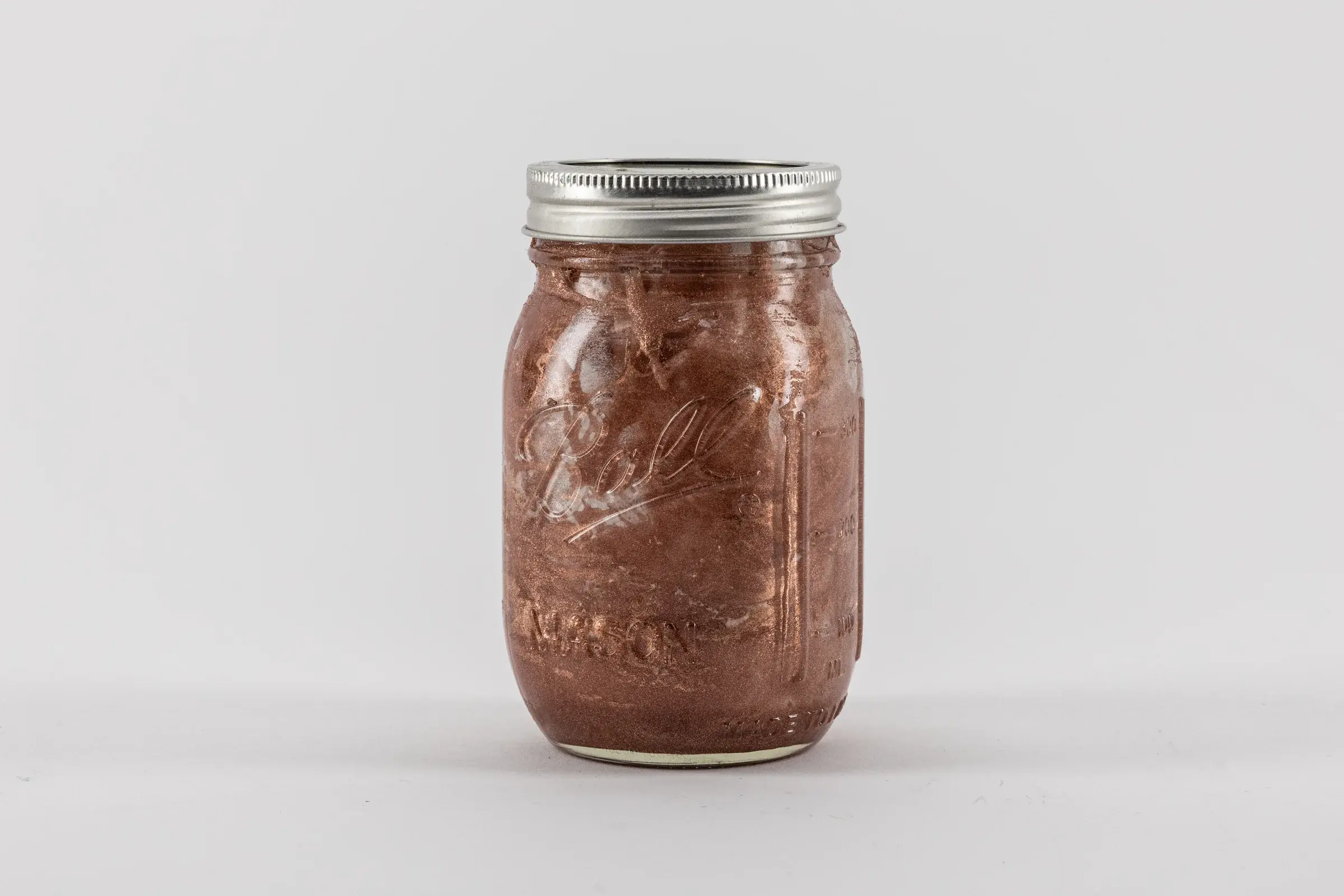 Pot de Copper Paste montrant la pâte de cuivre expérimentale