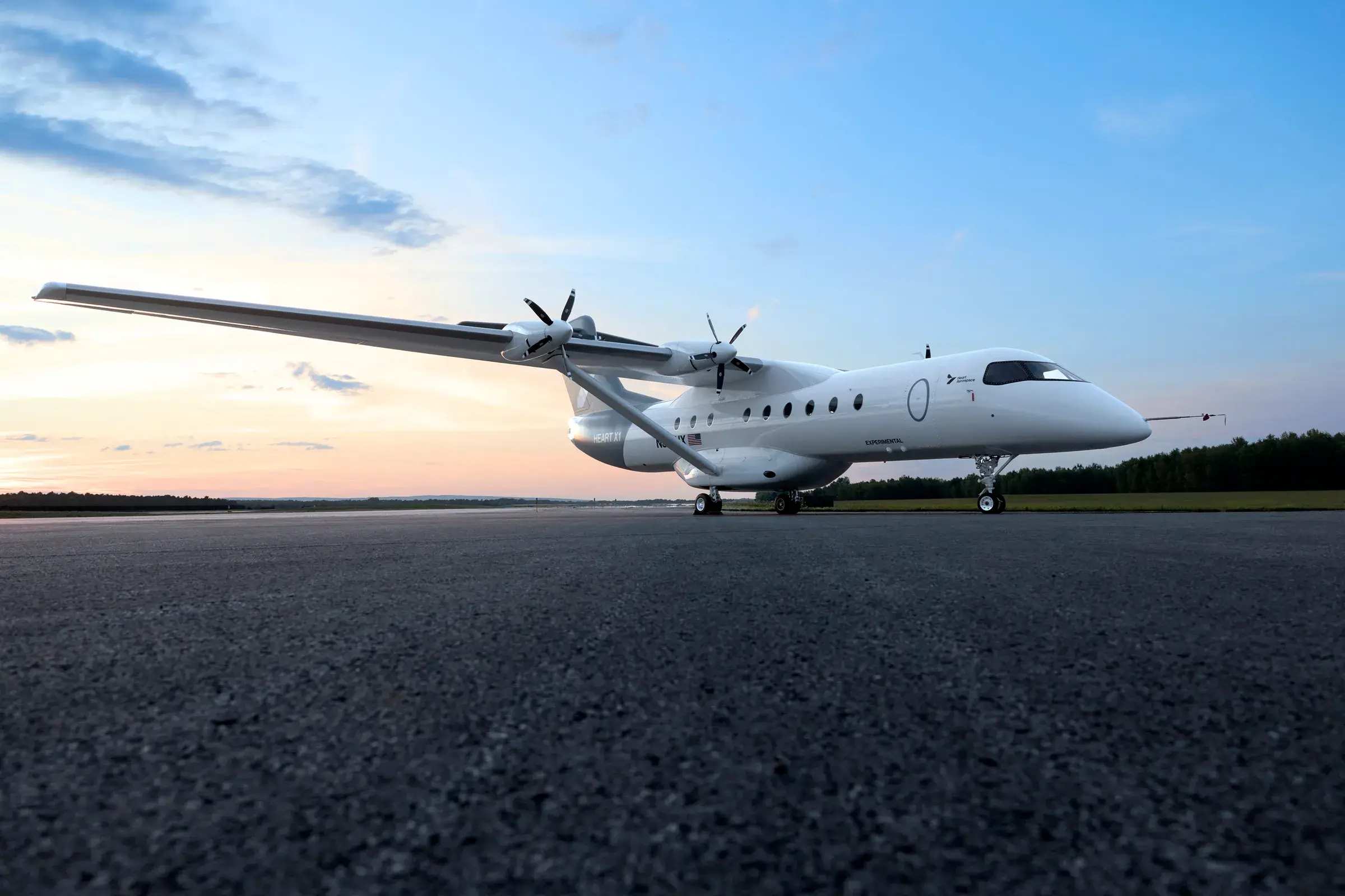 Heart X1 on the ground, a full-scale electric demonstrator with a 106-foot wingspan