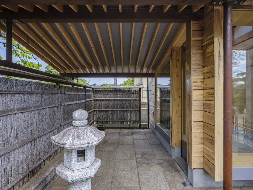 Detail of timber, structure and finishes in the renovated tea room