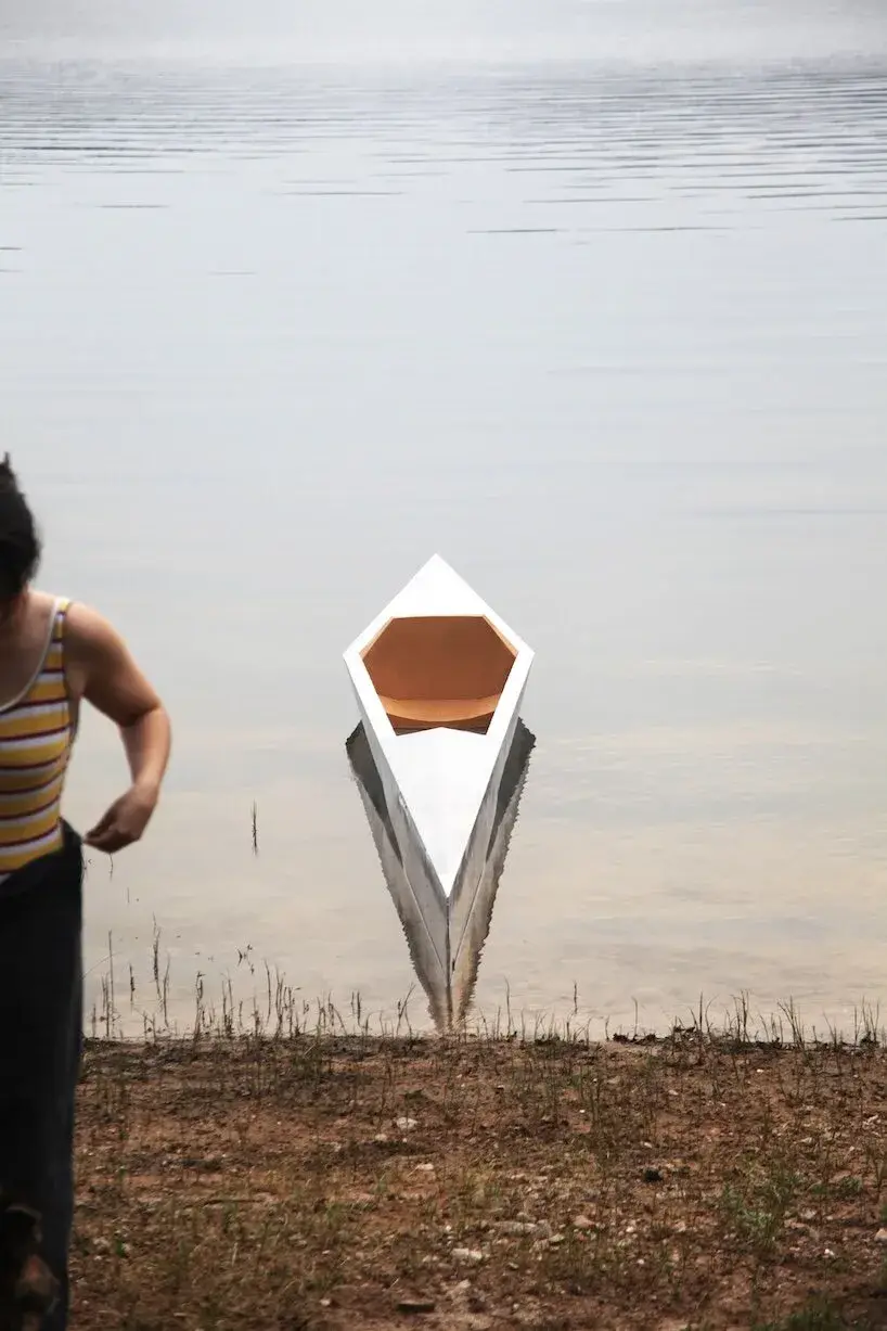 Scale models of the Sharp kayak tested on water