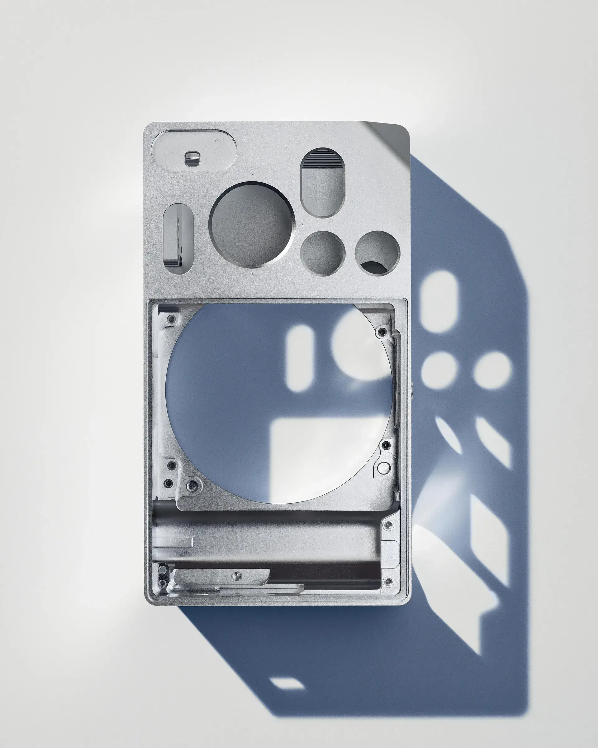 Boîtier monobloc en aluminium du Sigma BF pendant sa fabrication