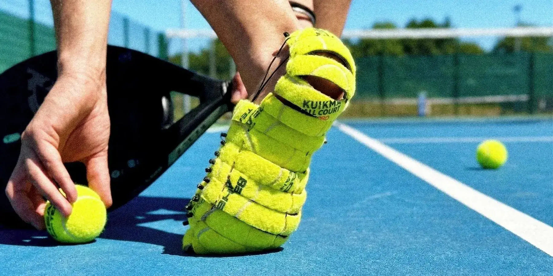 Prototype SLICE fabriqué à partir de sections de balles de tennis jaunes